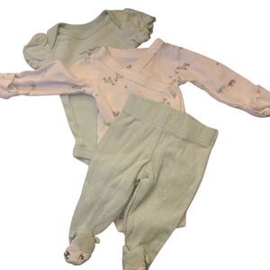 Child Of Mine Preemie Three‎ Piece Onesie and Pants Set Pastel NWT
